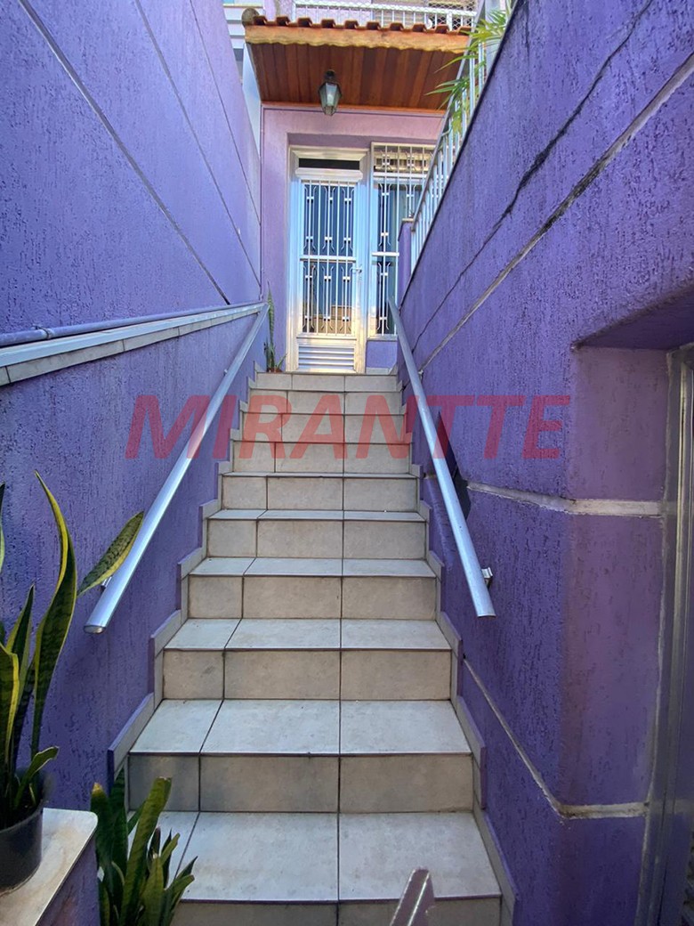 Sobrado de 145m² com 3 quartos em Santana