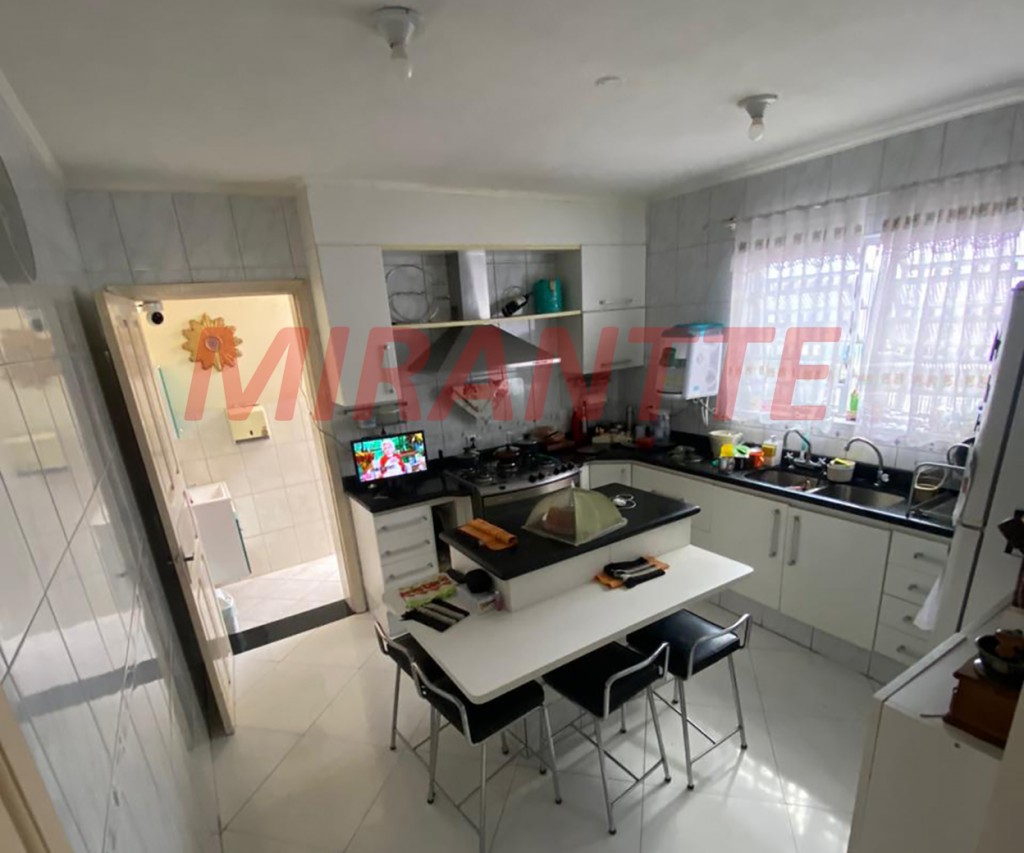 Sobrado de 145m² com 3 quartos em Santana