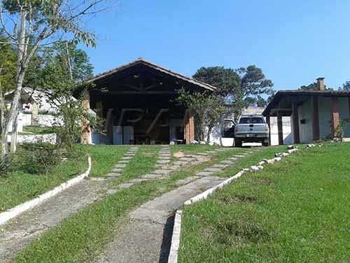 Chácara de 300m² com 4 quartos em CENTRO