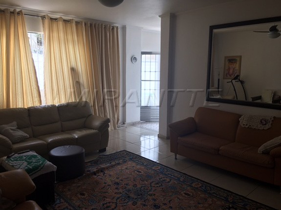 Casa terrea de 100m² com 3 quartos em Vila Mazzei