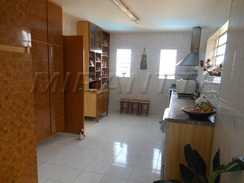 Sobrado de 373m² com 4 quartos em Jardim França
