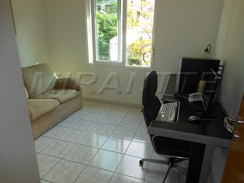 Sobrado de 373m² com 4 quartos em Jardim França