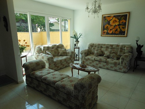 Sobrado de 373m² com 4 quartos em Jardim França