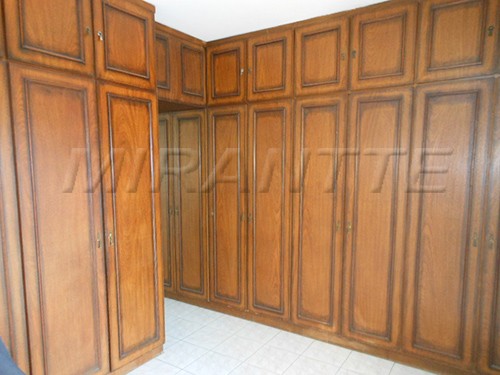 Sobrado de 373m² com 4 quartos em Jardim França