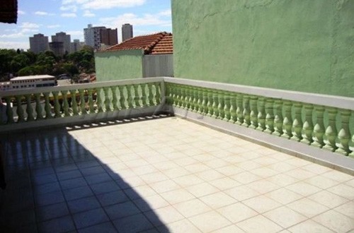Sobrado de 200m² com 4 quartos em Santana