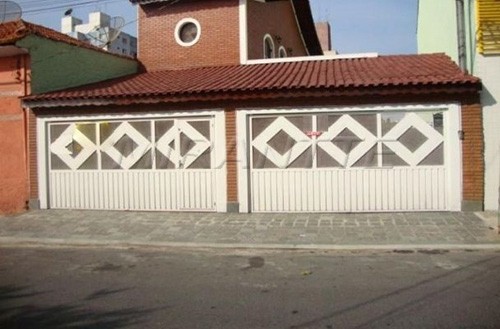 Sobrado de 200m² com 4 quartos em Santana