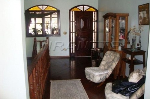 Sobrado de 200m² com 4 quartos em Santana