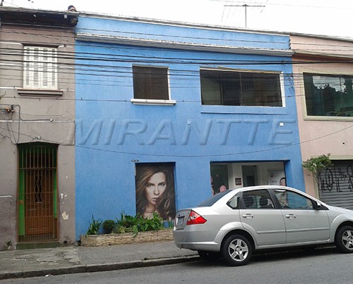 Sobrado de 110m² com 2 quartos em Santana