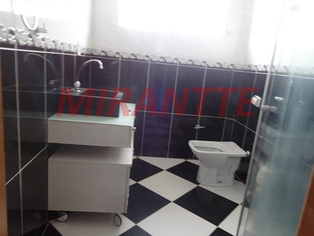 Sobrado de 130m² com 3 quartos em Vila Guaca