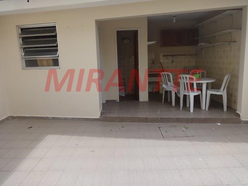 Sobrado de 130m² com 3 quartos em Vila Guaca
