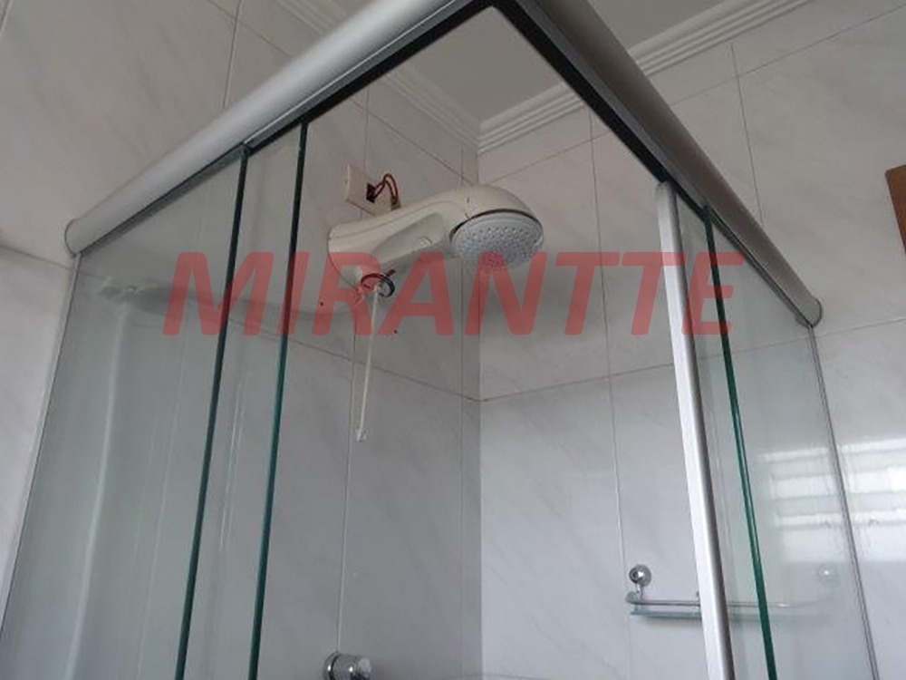 Sobrado de 130m² com 3 quartos em Vila Guaca