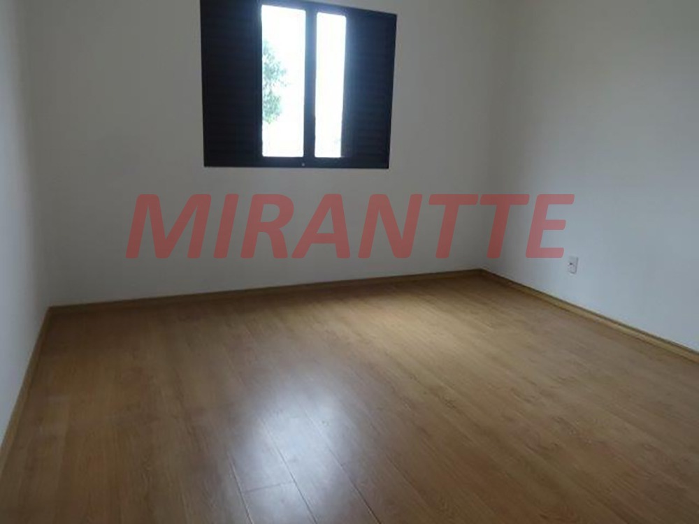 Sobrado de 130m² com 3 quartos em Vila Guaca