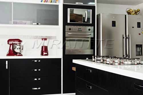 Sobrado de 432m² com 3 quartos em Jardim Bibi