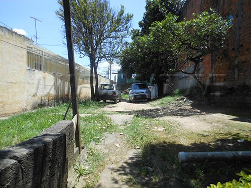 Terreno de 427m² em Imirim