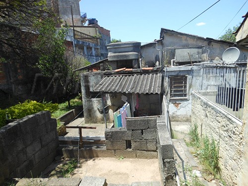 Terreno de 427m² em Imirim