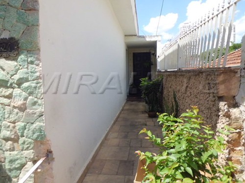 Sobrado de 360m² com 5 quartos em Santa Teresinha