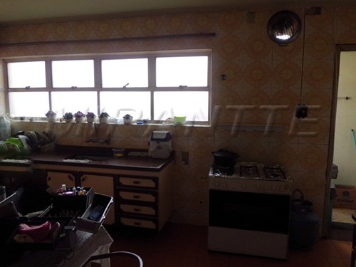 Sobrado de 360m² com 5 quartos em Santa Teresinha