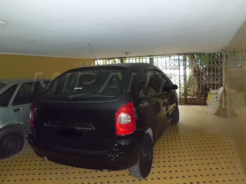 Sobrado de 360m² com 5 quartos em Santa Teresinha