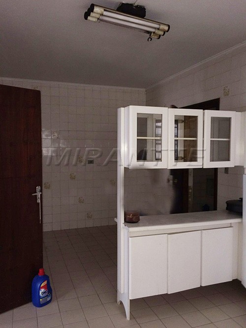 Sobrado de 182m² com 4 quartos em Mandaqui
