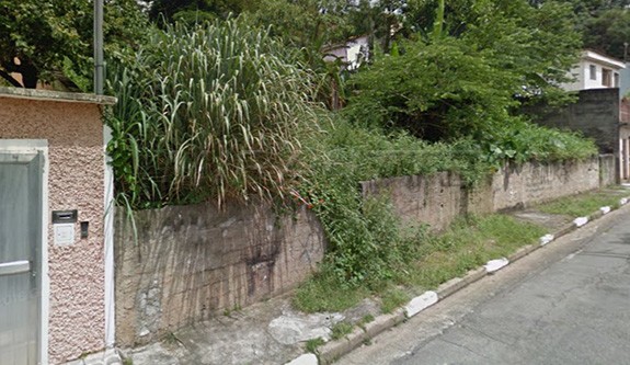 Terreno de 15m² em Tremembe