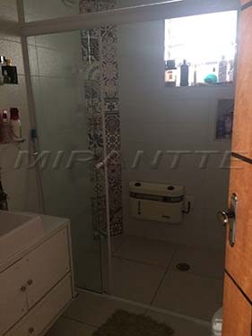 Casa terrea de 250m² com 3 quartos em Horto Florestal