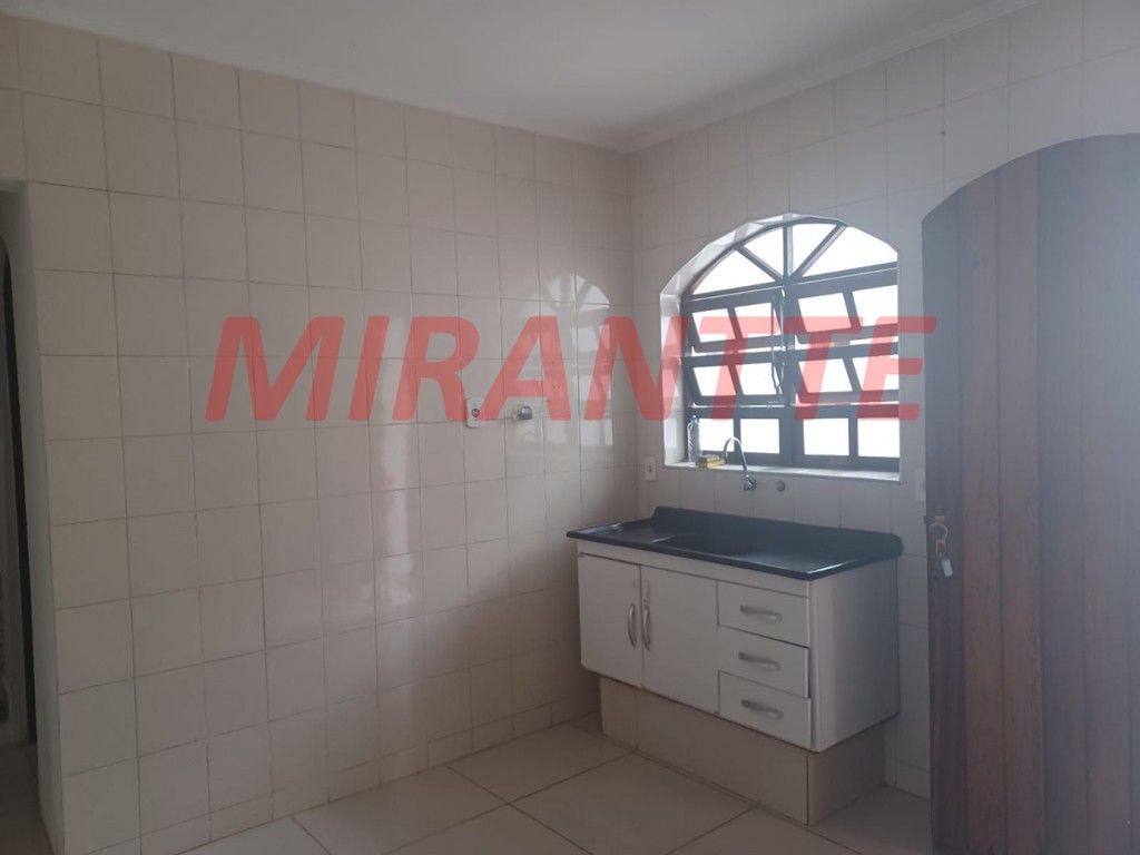 Sobrado de 150m² com 4 quartos em Santa Teresinha