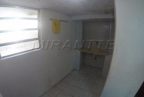 Casa terrea com 4 quartos em Jardim Japão
