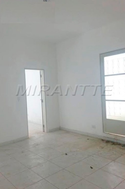 Comercial de 57m² em Santana