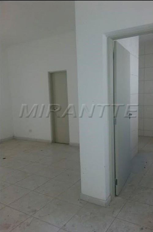 Comercial de 57m² em Santana