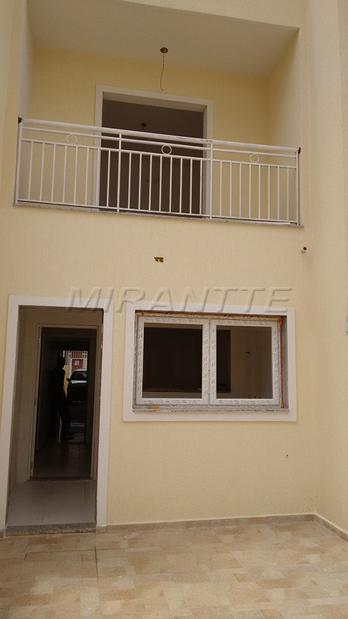 Sobrado de 240m² com 3 quartos em Lauzane Paulista