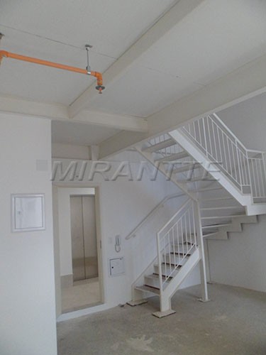 Conjunto comercial de 65m² em Santana