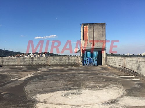 Comercial de 2120m² em Jardim Peri