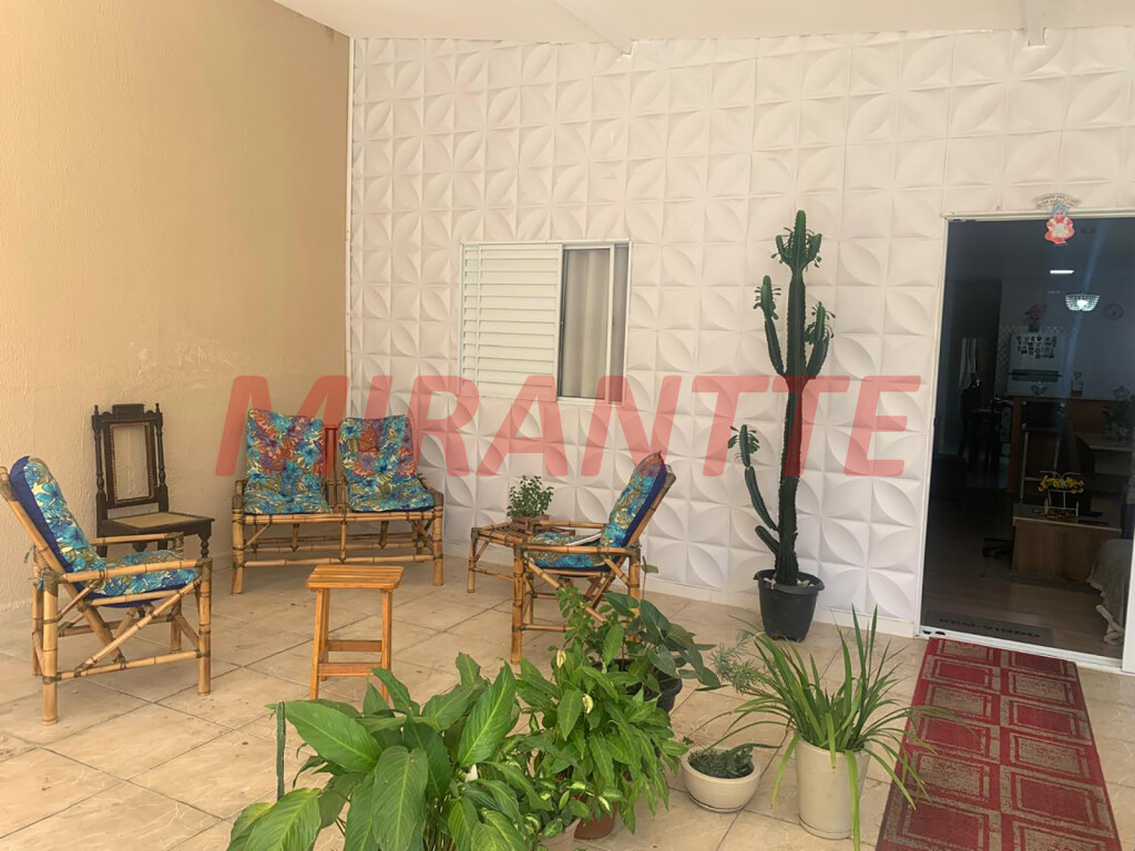 Terreno de 317m² em Parada Inglesa
