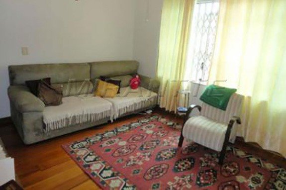 Casa terrea com 3 quartos em Jardim Primavera