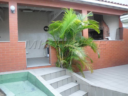 Casa terrea de 199m² com 3 quartos em Vila Nova Cachoeirinha