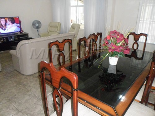Casa terrea de 199m² com 3 quartos em Vila Nova Cachoeirinha
