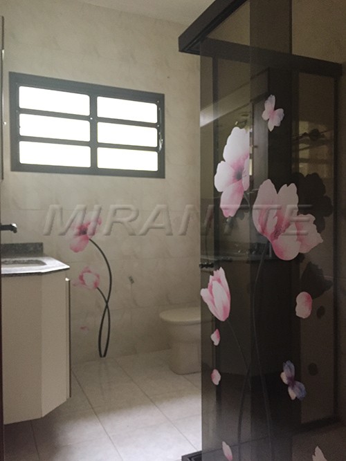 Sobrado de 395m² com 5 quartos em Jardim Virginia Bianca