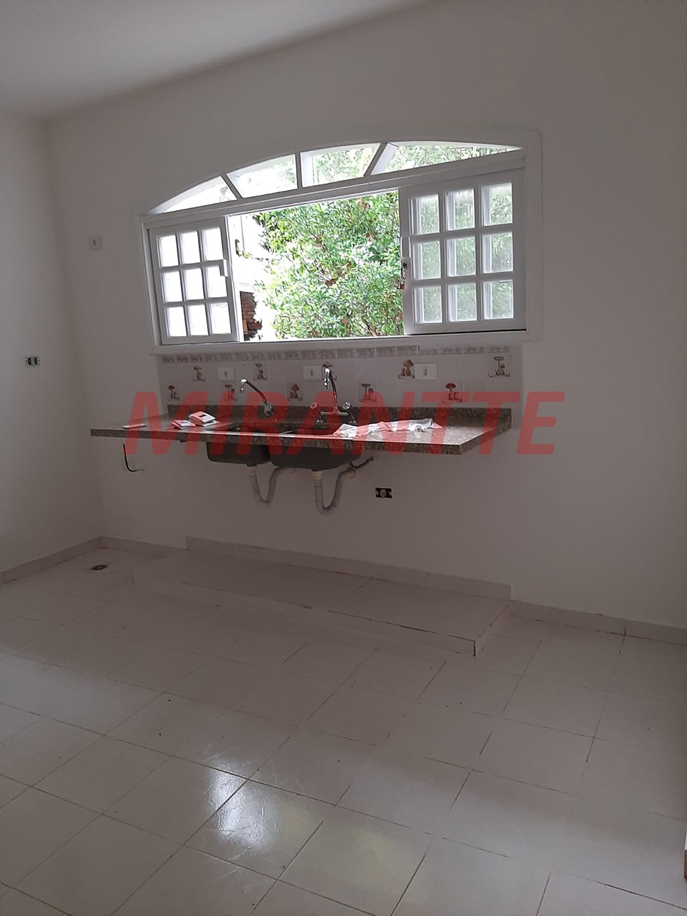 Casa terrea de 260m² com 3 quartos em Imirim