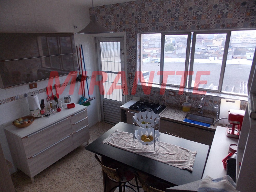 Sobrado de 84m² com 2 quartos em Vila Amalia