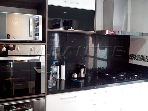 Cond. fechado de 208m² com 4 quartos em Horto Florestal