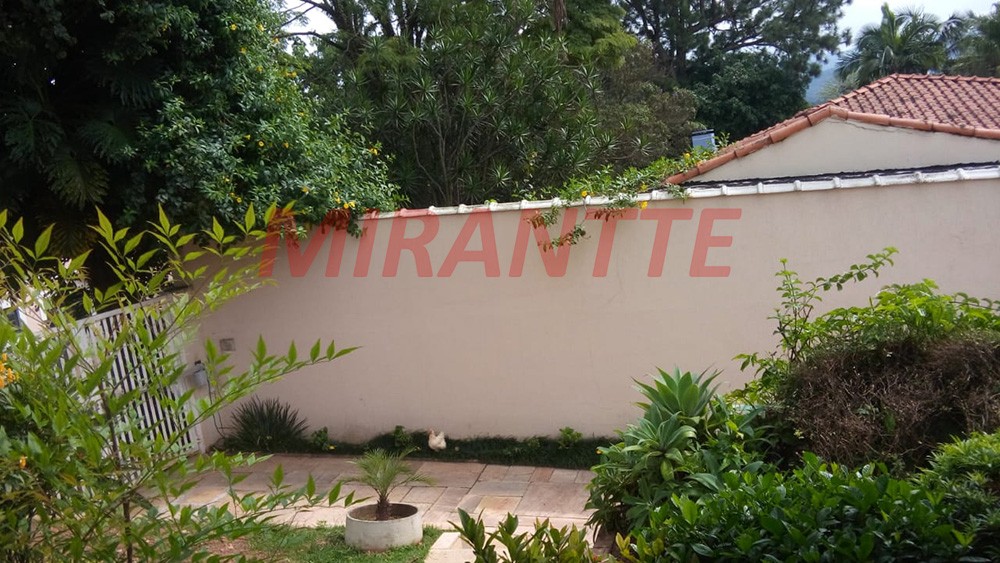Casa terrea de 268m² com 4 quartos em Tremembe