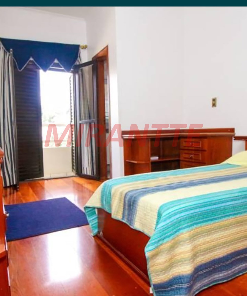 Casa terrea de 268m² com 4 quartos em Tremembe