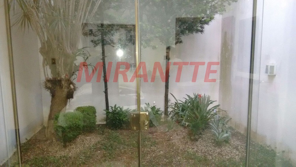 Casa terrea de 268m² com 4 quartos em Tremembe