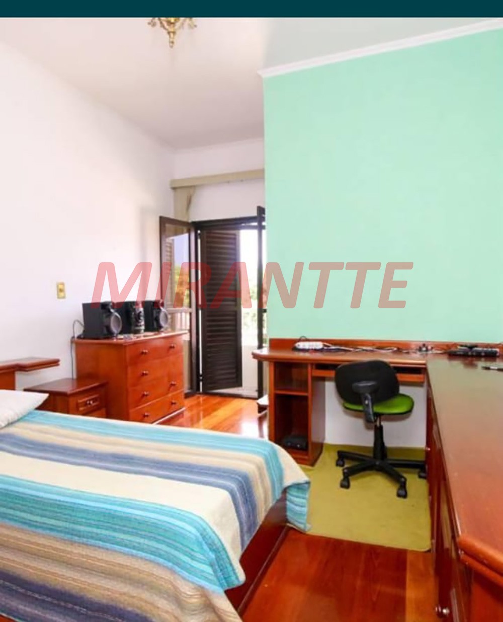 Casa terrea de 268m² com 4 quartos em Tremembe