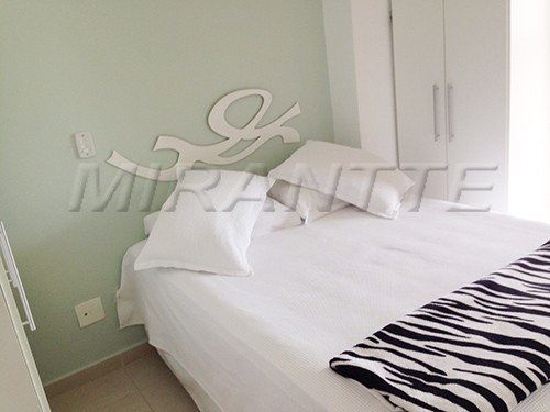 Apartamento de 75m² com 2 quartos em CENTRO