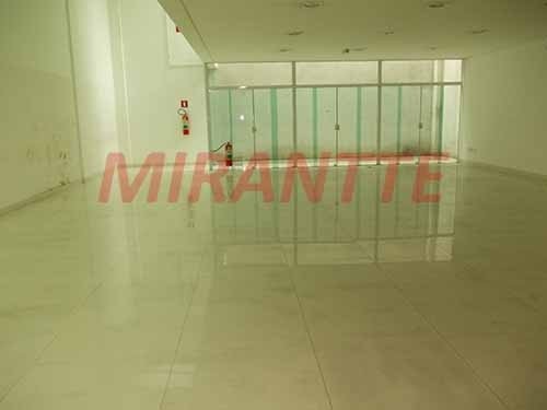 Comercial de 1000m² em Água Fria