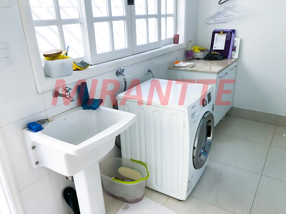 Sobrado de 370m² com 3 quartos em Jardim França