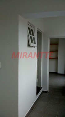 Comercial de 370m² em Água Fria