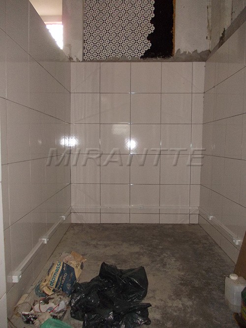 Comercial de 280m² em Casa Verde