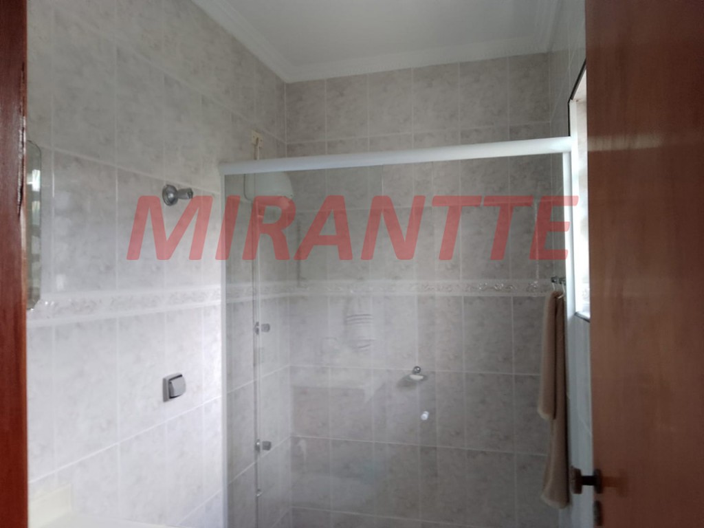 Sobrado de 240m² com 3 quartos em Imirim